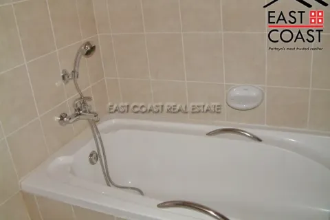 Condominio de 2 dormitorios en Jomtien Beach, Pattaya, Tailandia № 212838 - foto 13