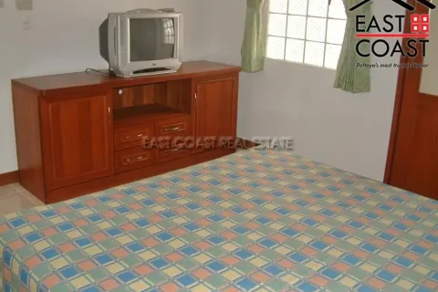 Condominio de 2 dormitorios en Jomtien Beach, Pattaya, Tailandia № 212838 - foto 12