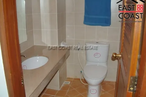Condominio de 2 dormitorios en Jomtien Beach, Pattaya, Tailandia № 212838 - foto 14