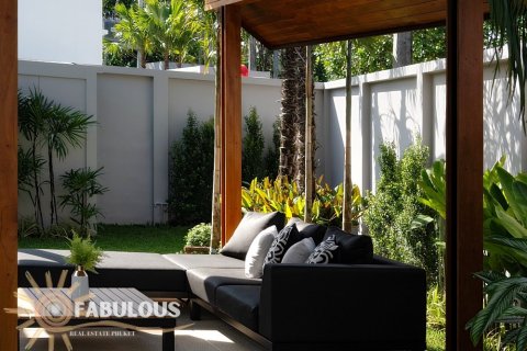 Villa in Bang Tao, Thailand 3 bedrooms № 179360 - photo 14