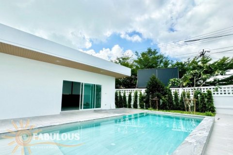 Villa in Ko Kaeo, Thailand 4 bedrooms № 179361 - photo 3