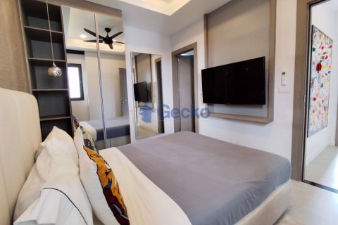 House in Pattaya, Thailand 3 bedrooms № 196391 - photo 15