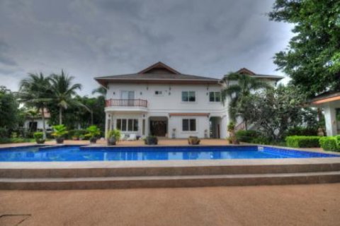Villa à Hua Hin, Thaïlande 5 chambres № 193343