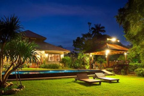Villa à Hua Hin, Thaïlande 4 chambres № 193344