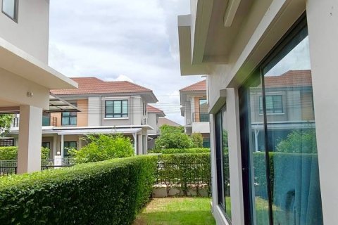 Maison à Bang Kruai, Thaïlande 3 chambres № 138179 - photo 9