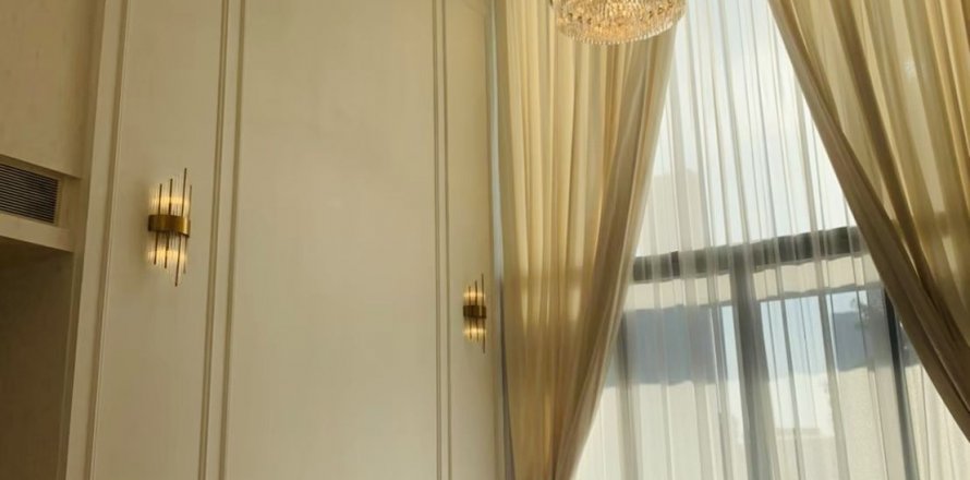 Кондоминиум с 3 спальнями в Сатхоне, Бангкок, Таиланд № 138181