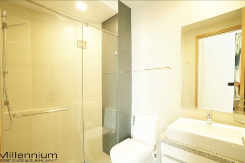 Кондоминиум с 2 спальнями в Клонг Тоэй, Бангкок, Таиланд № 148065 - фото 9