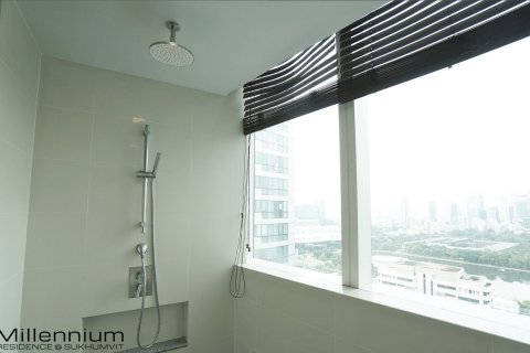 Кондоминиум с 2 спальнями в Клонг Тоэй, Бангкок, Таиланд № 148065 - фото 6