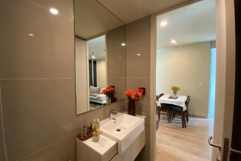 Condo à Bangkok, Thaïlande, 2 chambres  № 143734 - photo 8