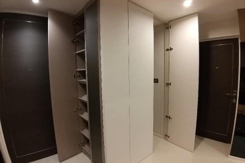 Condo à Sathon, Bangkok, Thaïlande, 1 chambre № 143740 - photo 4