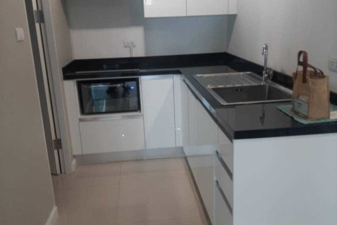 Condo à Huai Khwang, Bangkok, Thaïlande, 5 chambres  № 164655 - photo 2