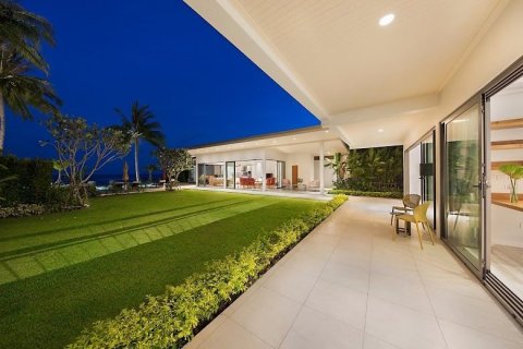 Villa in Ko Samui, Thailand 4 bedrooms № 164658 - photo 25