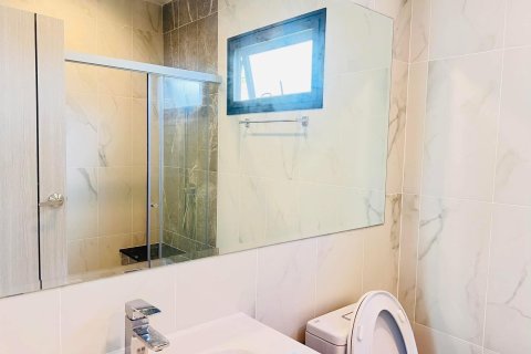 Maison à Phuket, Thaïlande 4 chambres № 164653 - photo 20