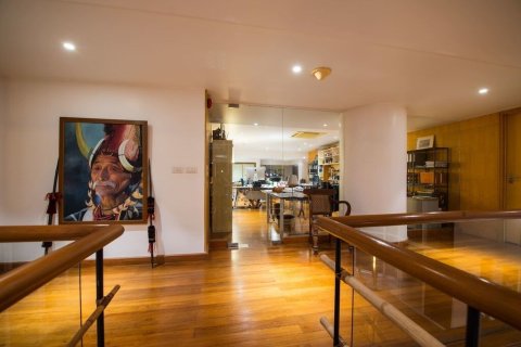 Duplex in Watthana, Bangkok, Thailand 5 bedrooms № 164654 - photo 15