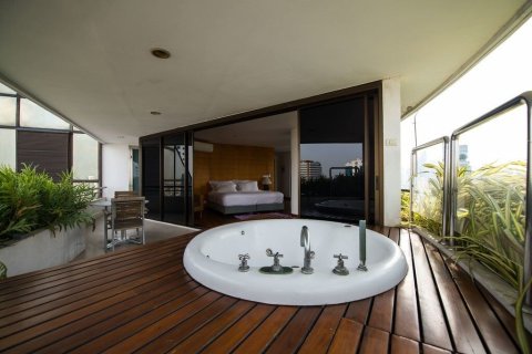 Duplex in Watthana, Bangkok, Thailand 5 bedrooms № 164654 - photo 17