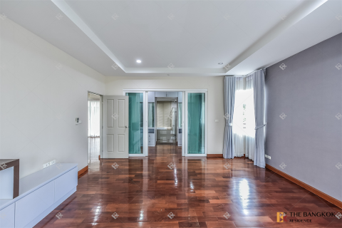 Condo à Bangkok, Thaïlande, 5 chambres  № 186640