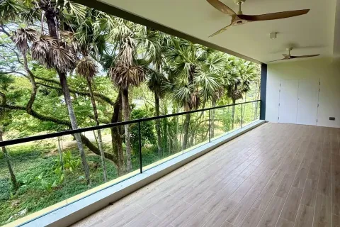 Condo in Phuket, Thailand, 2 bedrooms  № 167478 - photo 11