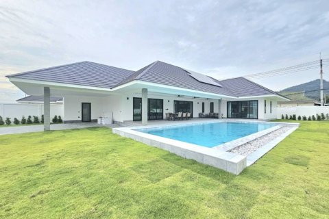 Villa in Hua Hin, Thailand 3 bedrooms № 146761 - photo 6