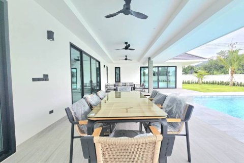 Villa in Hua Hin, Thailand 3 bedrooms № 146761 - photo 9