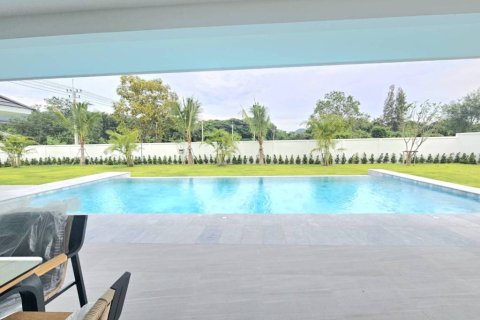 Villa in Hua Hin, Thailand 3 bedrooms № 146761 - photo 7