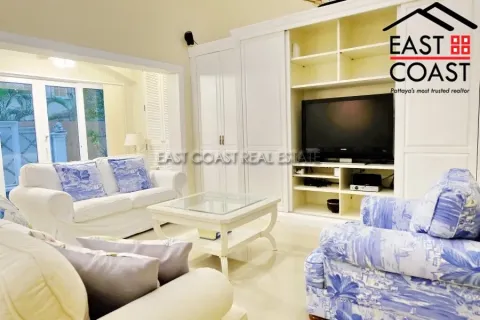 Casa de 3 dormitorios en Pattaya, Tailandia № 212192 - foto 5