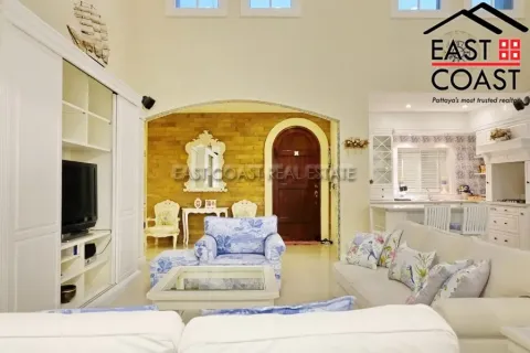 Casa de 3 dormitorios en Pattaya, Tailandia № 212192 - foto 6