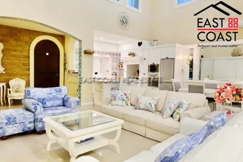 Casa de 3 dormitorios en Pattaya, Tailandia № 212192 - foto 7