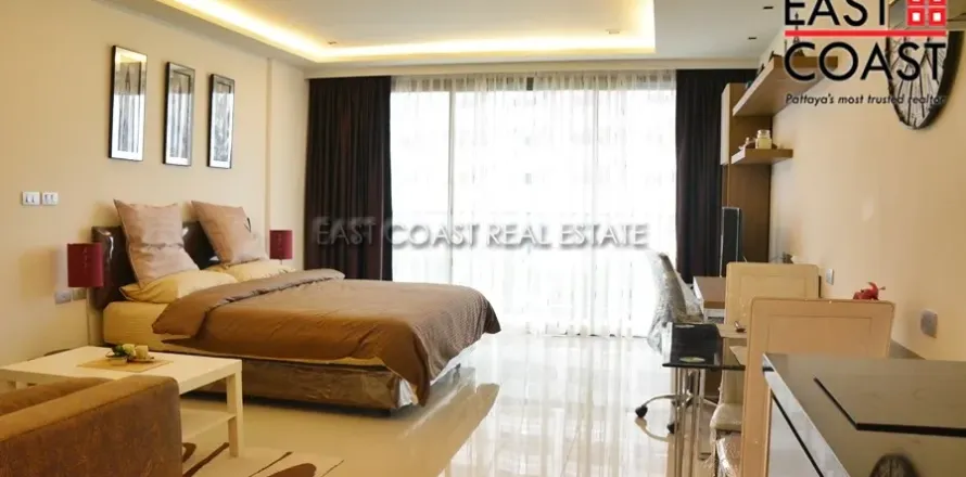 Estudio en el condominio en Pattaya, Tailandia № 212196