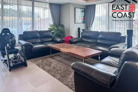Condominio de 3 dormitorios en Jomtien Beach, Pattaya, Tailandia № 212198 - foto 2