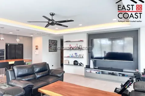 Condominio de 3 dormitorios en Jomtien Beach, Pattaya, Tailandia № 212198 - foto 13