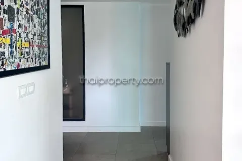 Condominio de 3 dormitorios en Jomtien Beach, Pattaya, Tailandia № 212198 - foto 27