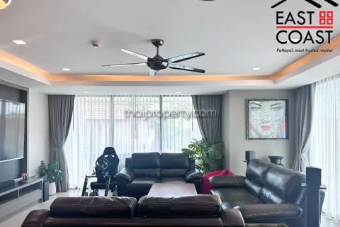 Condominio de 3 dormitorios en Jomtien Beach, Pattaya, Tailandia № 212198 - foto 5