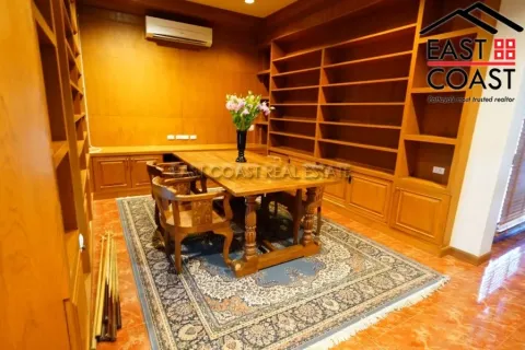 Casa de 3 dormitorios en Pattaya, Tailandia № 212197 - foto 6