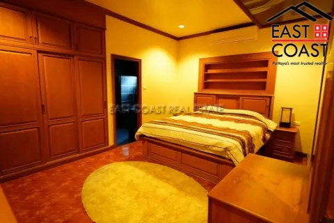 Casa de 3 dormitorios en Pattaya, Tailandia № 212197 - foto 14