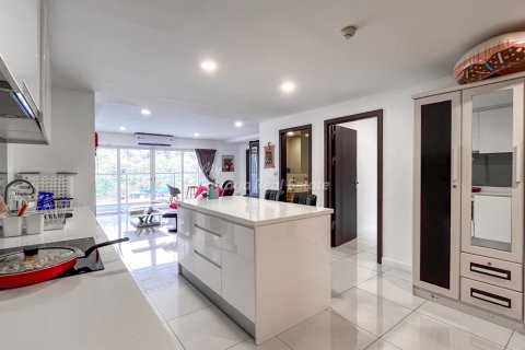 Condo in Bang Lamung, Thailand, 2 bedrooms  № 170423 - photo 5