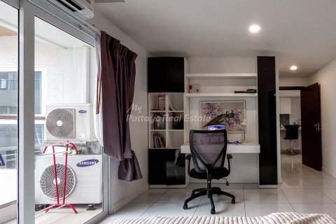 Condo in Bang Lamung, Thailand, 2 bedrooms  № 170423 - photo 14