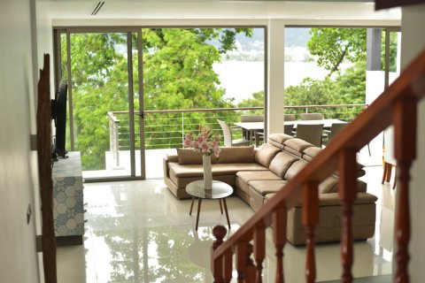 Townhouse in Patong, Thailand 3 bedrooms № 134014 - photo 4