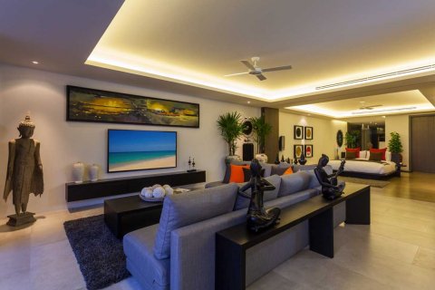 Townhouse in Patong, Thailand 3 bedrooms № 134014 - photo 6
