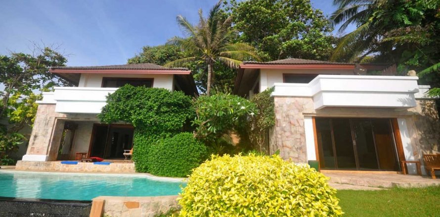 Villa à Kata, Thaïlande 4 chambres № 134012