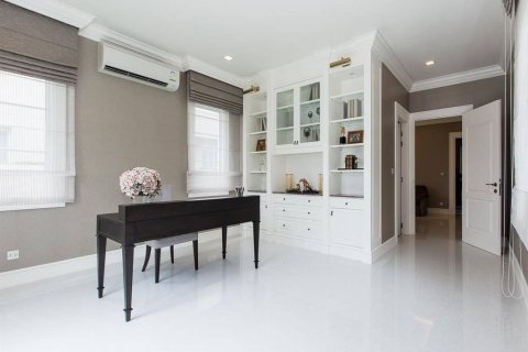 Villa à Suan Luang, Bangkok, Thaïlande 4 chambres № 134013 - photo 12