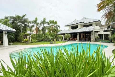 Вилла в Хуа Хине, Таиланд с 5 спальнями  № 150202 - фото 1