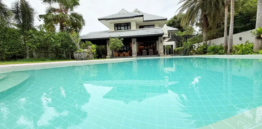Вилла в Хуа Хине, Таиланд с 5 спальнями  № 150202