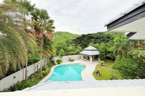 Вилла в Хуа Хине, Таиланд с 5 спальнями  № 150202 - фото 29