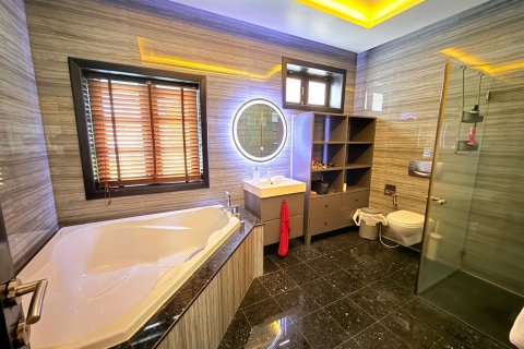 Вилла в Хуа Хине, Таиланд с 5 спальнями  № 150202 - фото 22