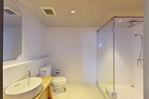 Duplex in Watthana, Bangkok, Thailand 3 bedrooms № 150199 - photo 13