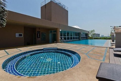 Студия в кондо в Ваттхане, Бангкок, Таиланд № 150200 - фото 6