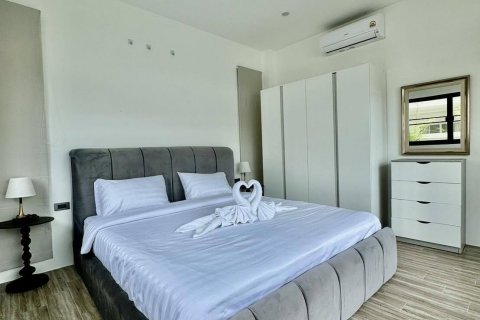 Villa in Ko Samui, Thailand 14 bedrooms № 139702 - photo 8