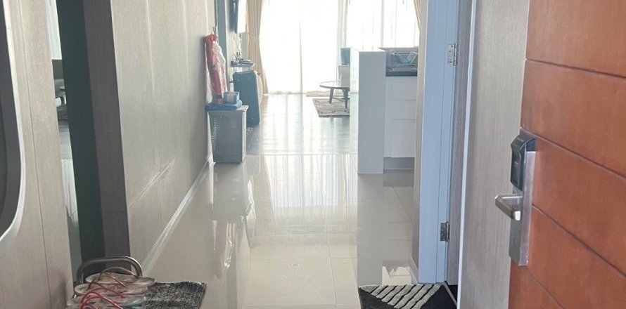 Кондоминиум с 2 спальнями в Паттайе, Таиланд № 139703