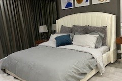 Condo in Bangkok, Thailand, 2 bedrooms  № 143067 - photo 4