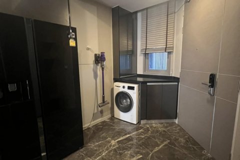 Condo à Bangkok, Thaïlande, 2 chambres  № 143049 - photo 4